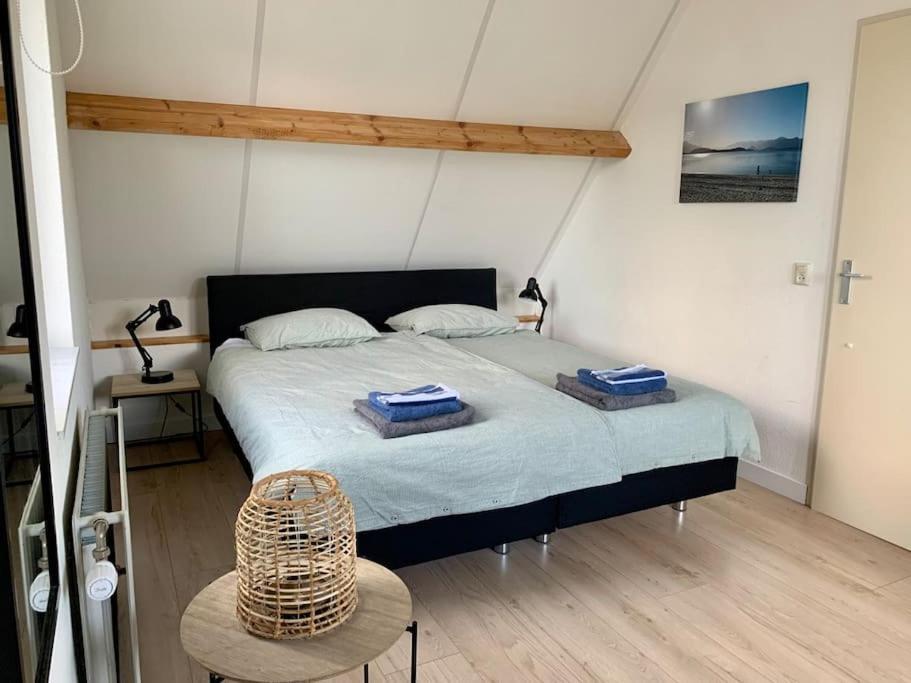 Huebsches Ferienhaus In Ouddorp - Fusslaeufig Zum Strand Und Zentrum Buitenkant foto